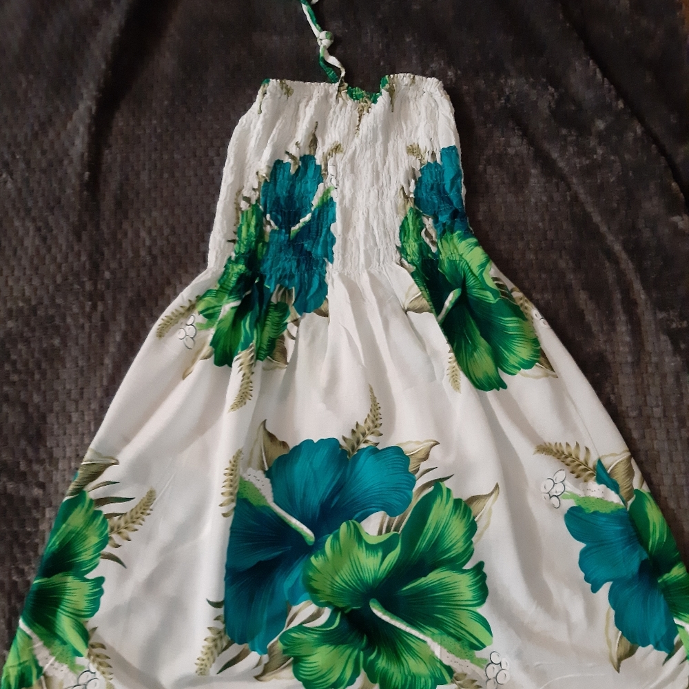 Strapless dress